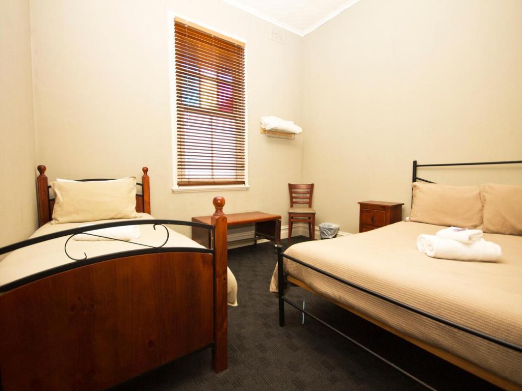 Peden'S Hotel Σέσνοκ Εξωτερικό φωτογραφία